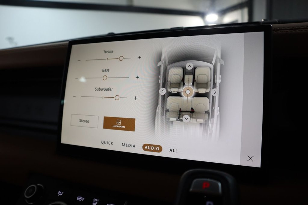 Used Land Rover Defender 2023 for sale - 77328282: Photo 43