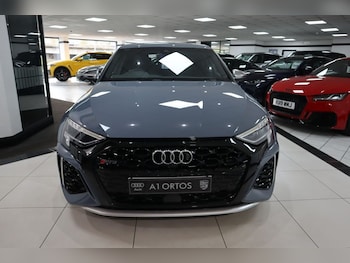 Used Audi RS3 2022 for sale - 76106091: Photo 2
