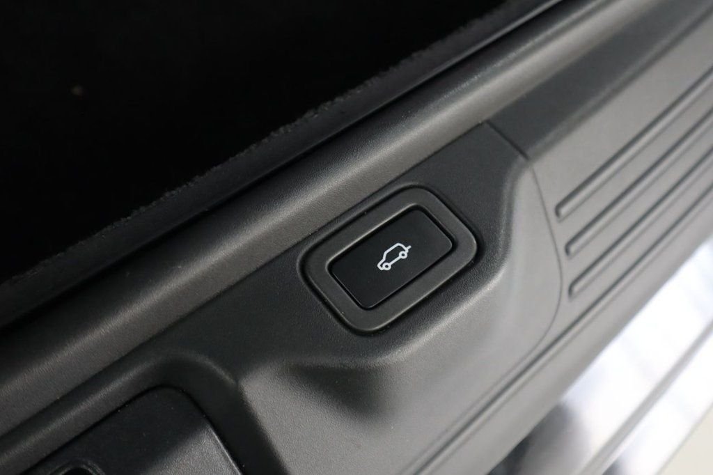 Used Land Rover Range Rover 2018 for sale - 77408120: Photo 10