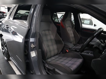 Used Volkswagen Golf 2020 for sale - 78320476: Photo