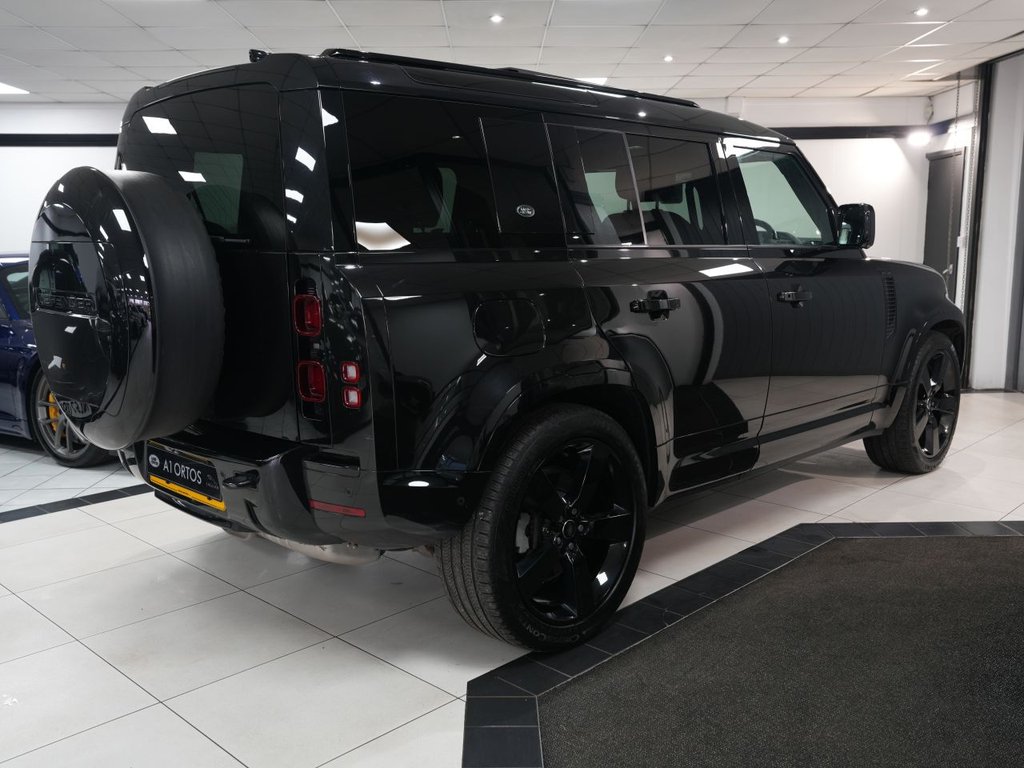 Used Land Rover Defender 2024 for sale - 77885038: Photo 11