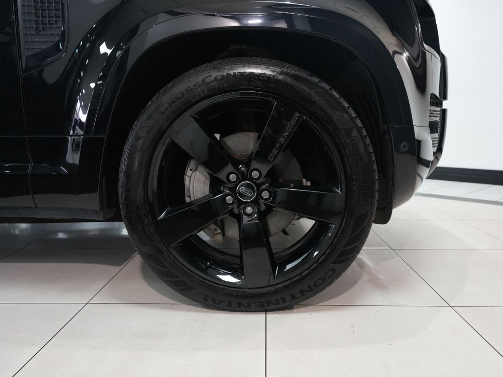 Used Land Rover Defender 2024 for sale - 77885038: Photo 12