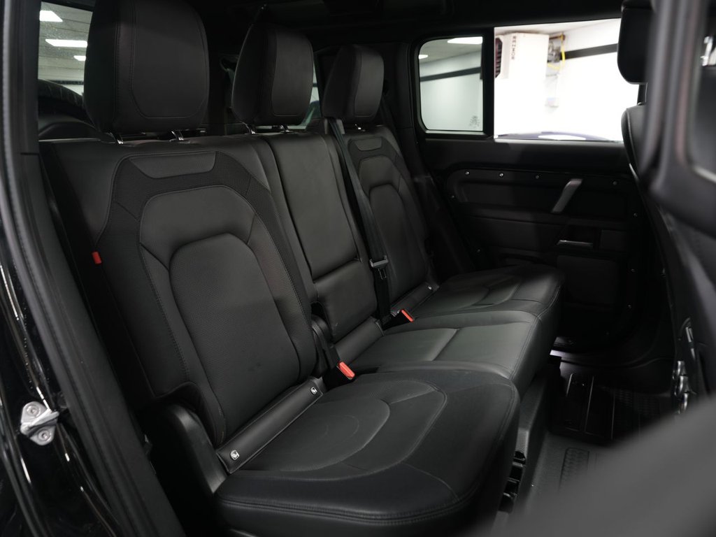 Used Land Rover Defender 2024 for sale - 77885038: Photo 16