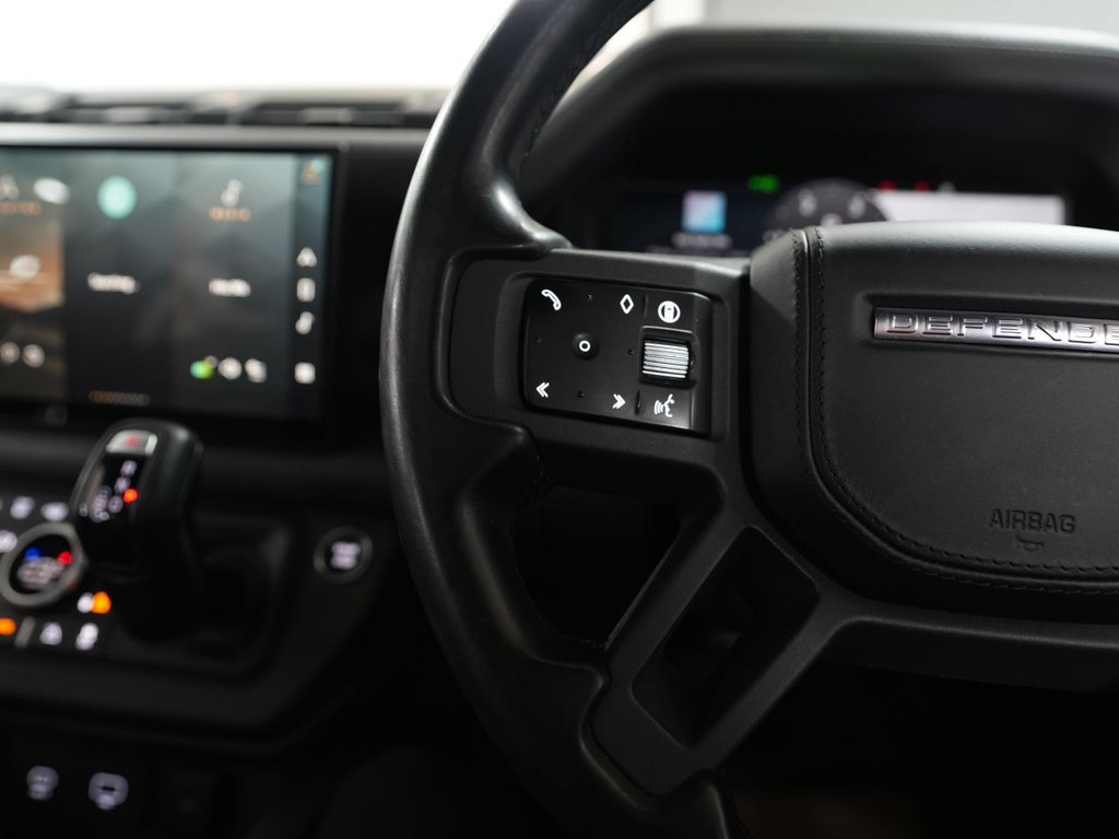 Used Land Rover Defender 2024 for sale - 77885038: Photo 25