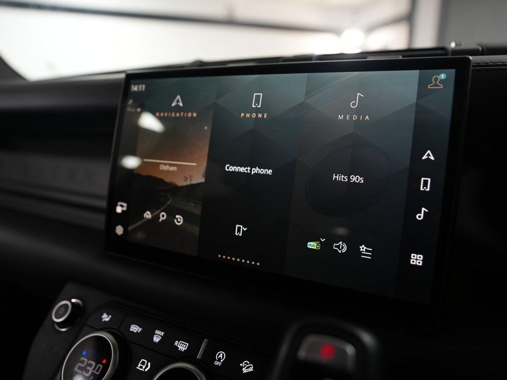 Used Land Rover Defender 2024 for sale - 77885038: Photo 33