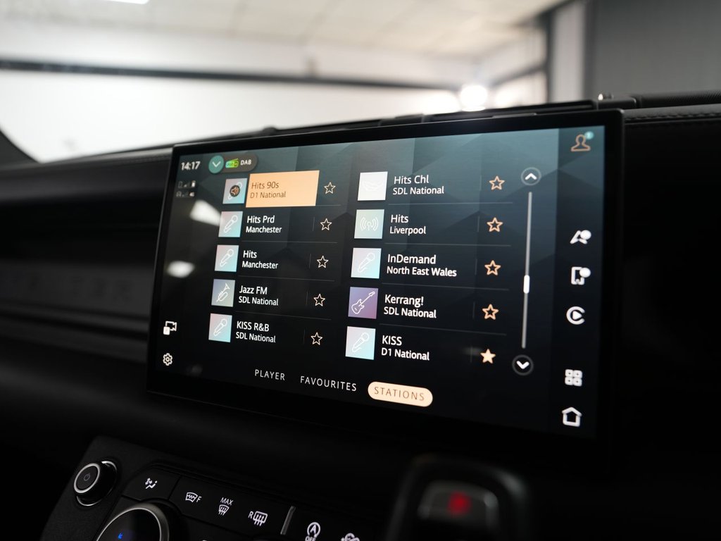 Used Land Rover Defender 2024 for sale - 77885038: Photo 36