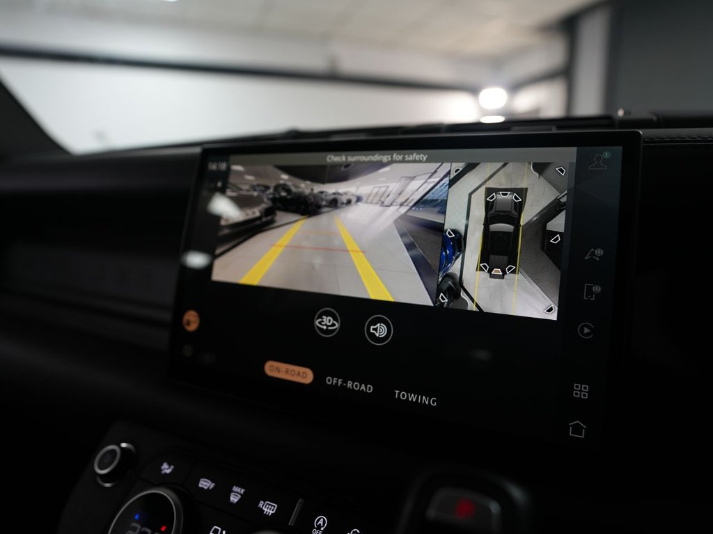 Used Land Rover Defender 2024 for sale - 77885038: Photo 47