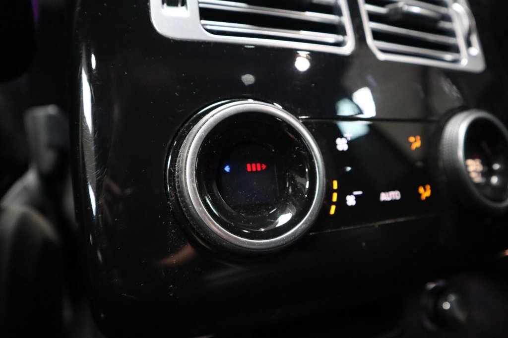 Used Land Rover Range Rover 2019 for sale - 76474630: Photo 33