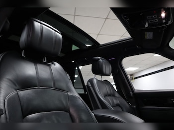 Used Land Rover Range Rover 2019 for sale - 76474630: Photo