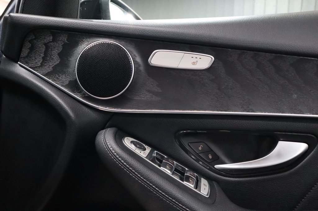 Used Mercedes-Benz GLC 2020 for sale - 76163302: Photo 15