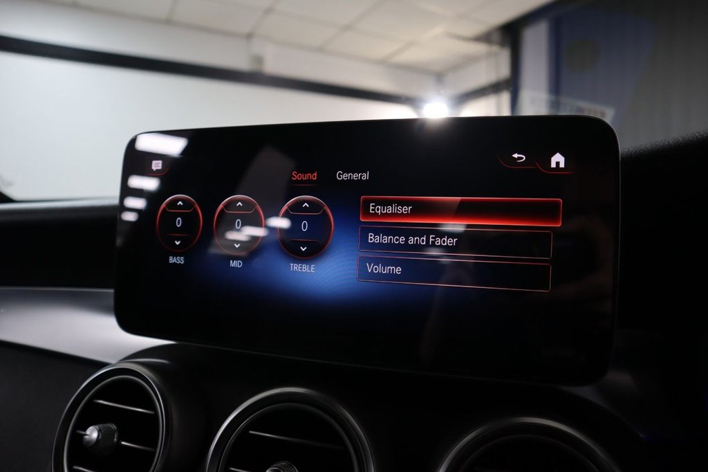 Used Mercedes-Benz GLC 2020 for sale - 76163302: Photo 35