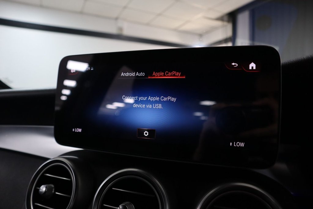 Used Mercedes-Benz GLC 2020 for sale - 76163302: Photo 39