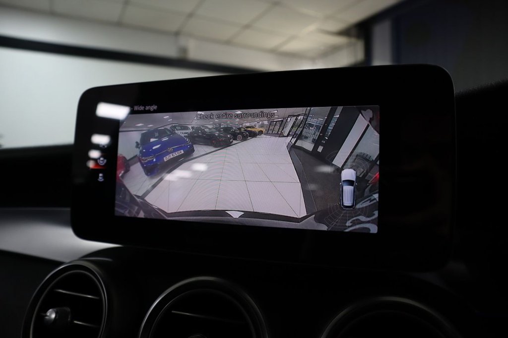 Used Mercedes-Benz GLC 2020 for sale - 76163302: Photo 44