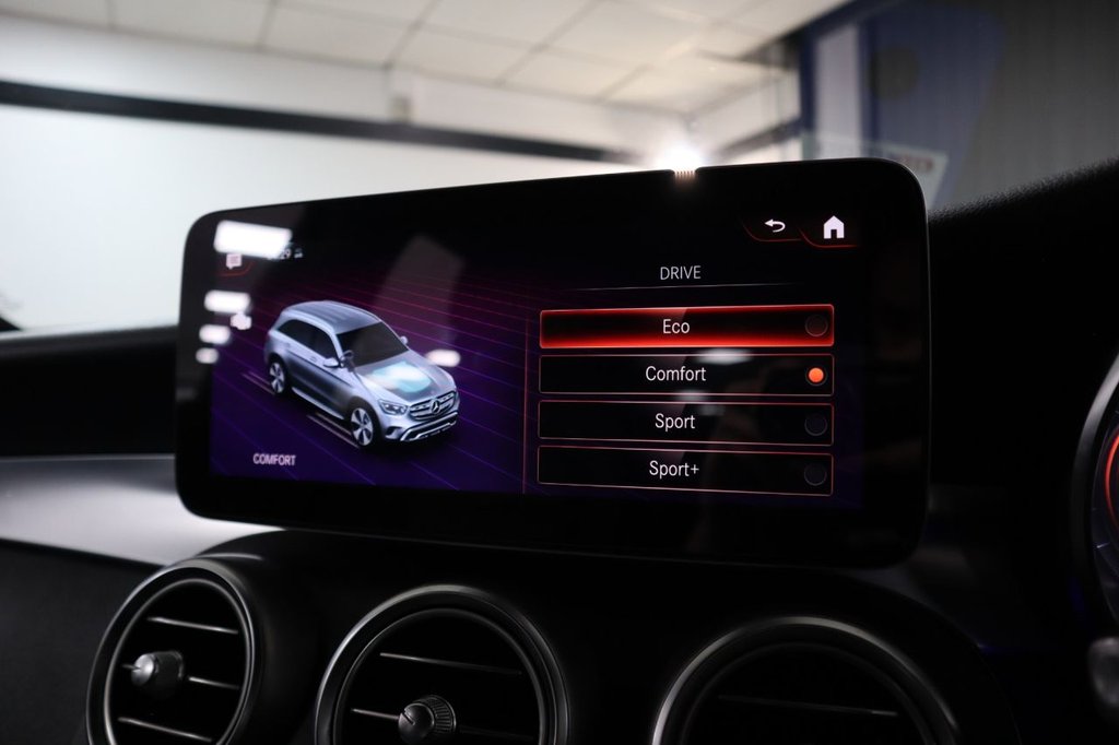 Used Mercedes-Benz GLC 2020 for sale - 76163302: Photo 46