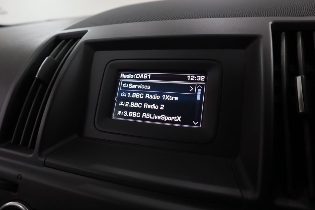 Used Land Rover Freelander 2 2013 for sale - 76356426: Photo 31