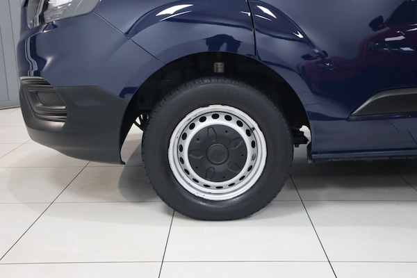 Used Ford Transit Custom 2021 for sale - 76223471: Photo 4