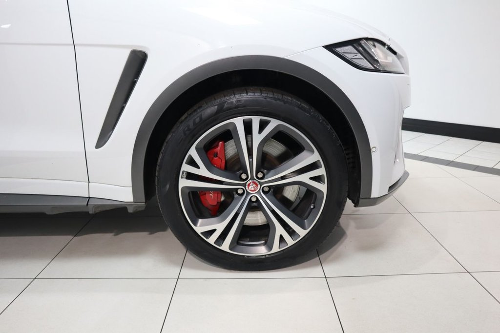 Used Jaguar F-Pace 2021 for sale - 76547239: Photo 16