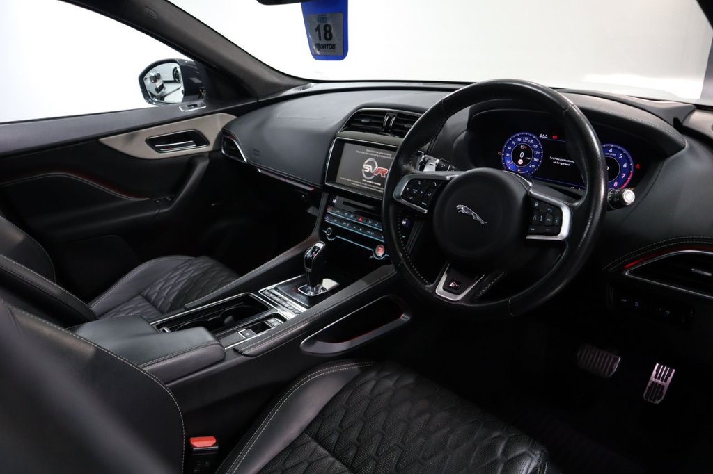 Used Jaguar F-Pace 2021 for sale - 76547239: Photo 36