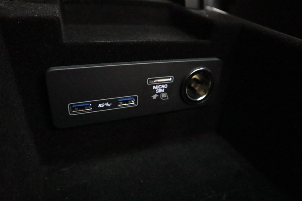 Used Jaguar F-Pace 2021 for sale - 76547239: Photo 44