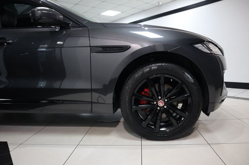 Used Jaguar F-Pace 2019 for sale - 77583347: Photo 10