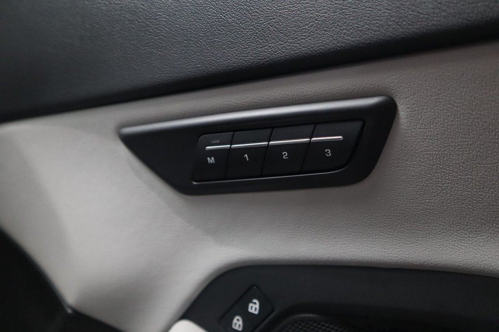 Used Jaguar E-Pace 2023 for sale - 77122226: Photo 21