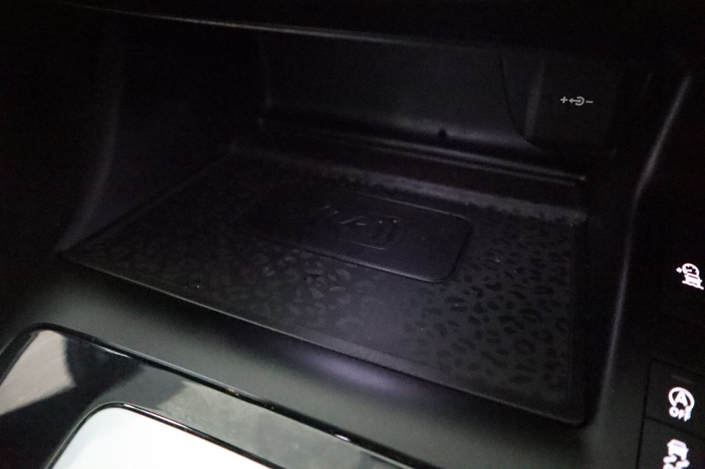 Used Jaguar E-Pace 2023 for sale - 77122226: Photo 33