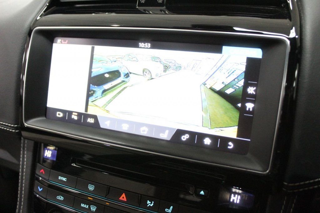 Used Jaguar F-Pace 2018 for sale - 76406940: Photo 26