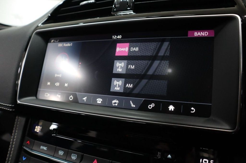 Used Jaguar F-Pace 2020 for sale - 76868030: Photo 27