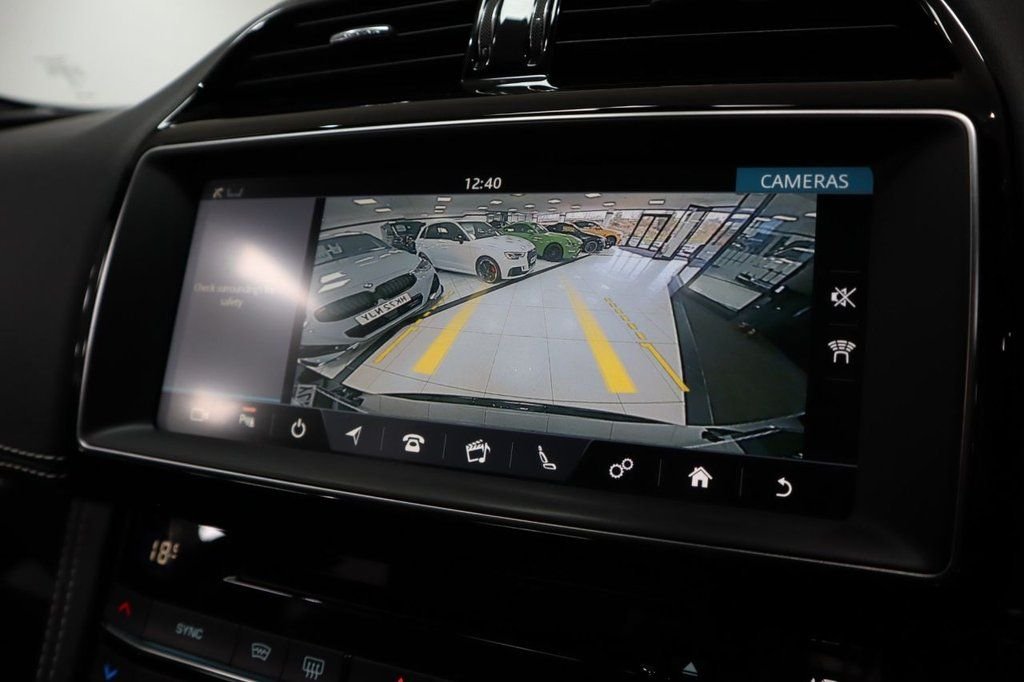 Used Jaguar F-Pace 2020 for sale - 76868030: Photo 28