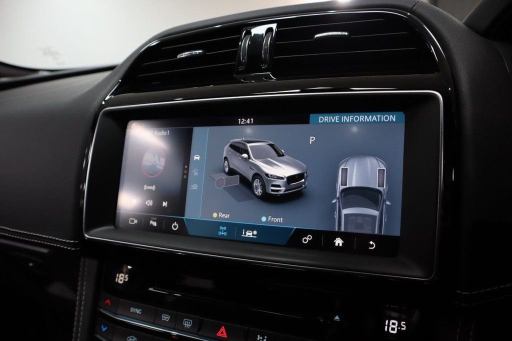 Used Jaguar F-Pace 2020 for sale - 76868030: Photo 30