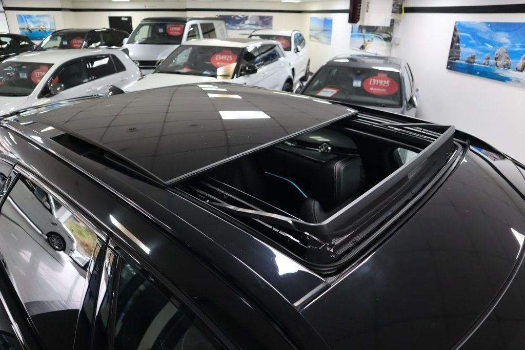 Used Jaguar F-Pace 2020 for sale - 76868030: Photo 4