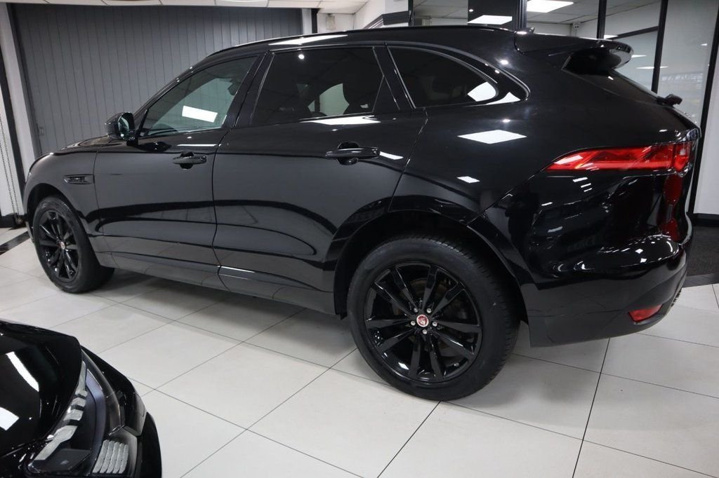 Used Jaguar F-Pace 2020 for sale - 76868030: Photo 5