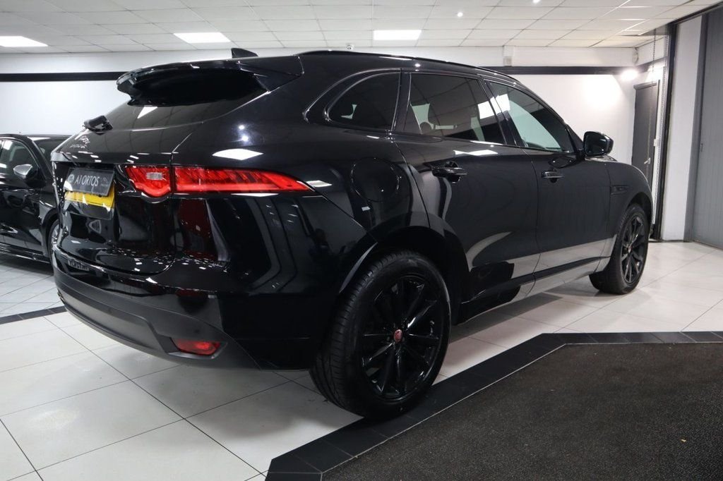 Used Jaguar F-Pace 2020 for sale - 76868030: Photo 7