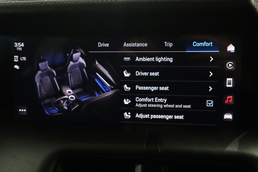 Used Porsche Taycan 2023 for sale - 77080321: Photo 15