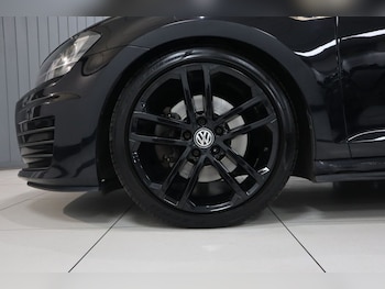 Used Volkswagen Golf 2016 for sale - 75537988: Photo