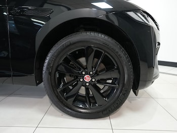 Used Jaguar F-Pace 2022 for sale - 79233701: Photo