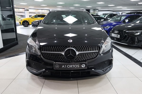 Used Mercedes-Benz A-Class 2018 for sale - 76303733: Photo 2