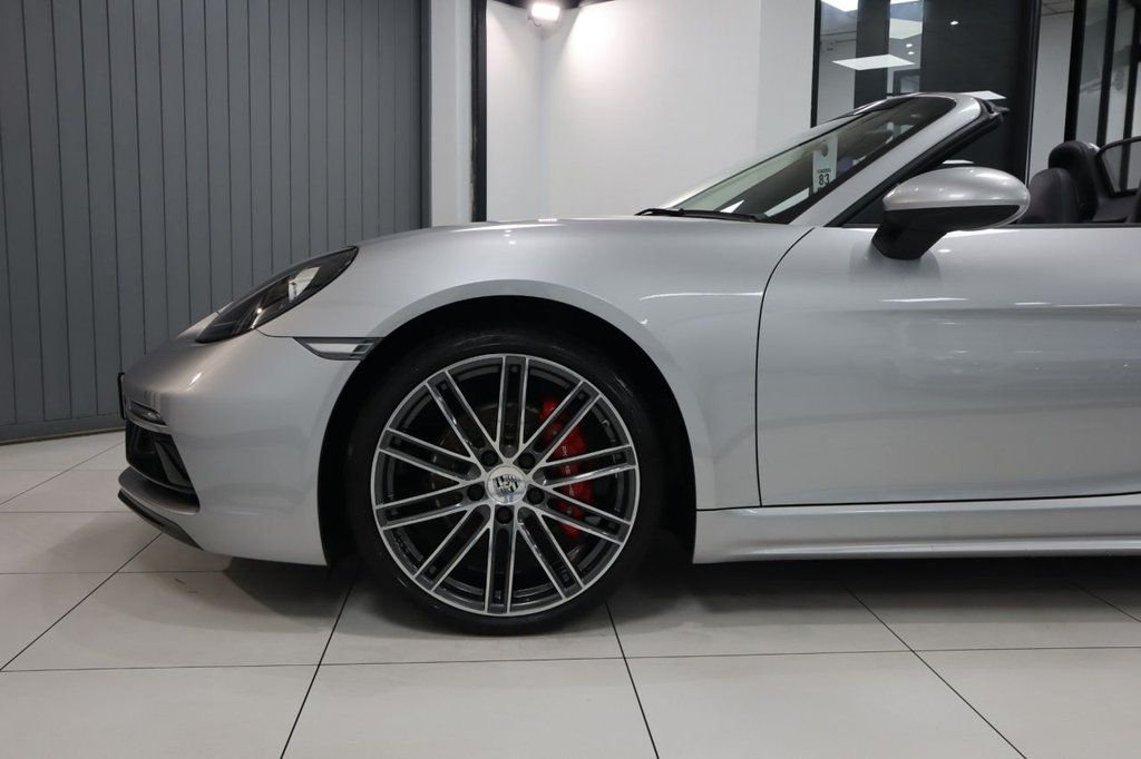 Used Porsche 718 Boxster 2019 for sale - 76430126: Photo 11