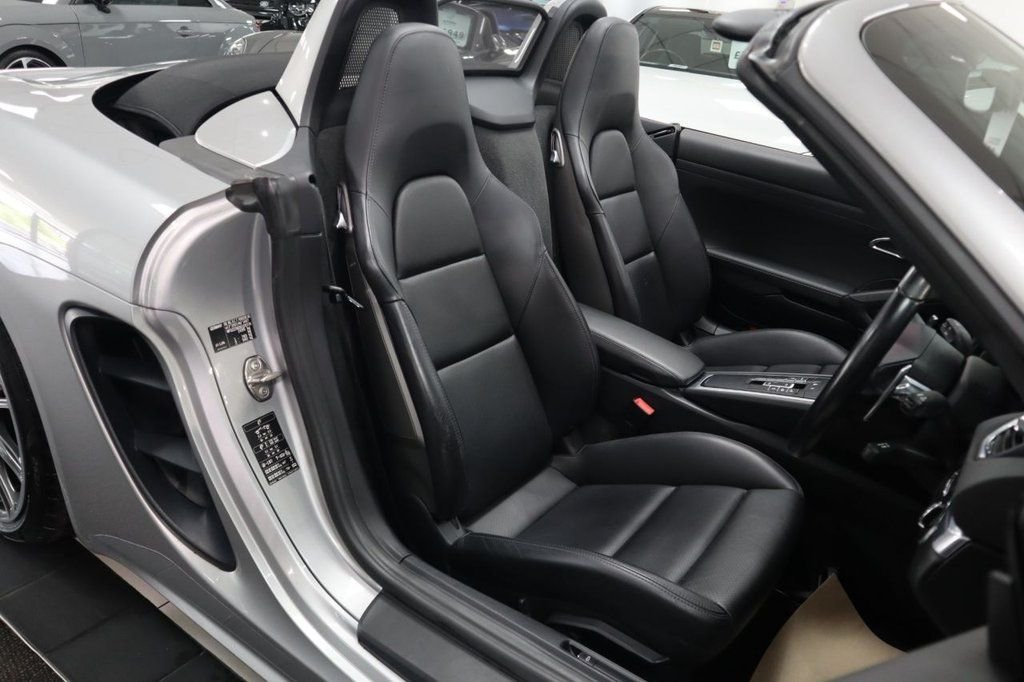 Used Porsche 718 Boxster 2019 for sale - 76430126: Photo 15
