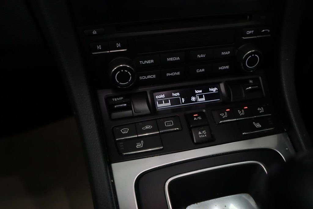 Used Porsche 718 Boxster 2019 for sale - 76430126: Photo 21