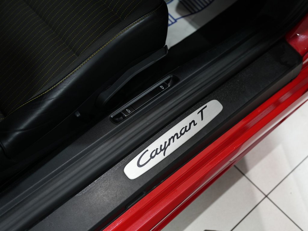 Used Porsche 718 Cayman 2019 for sale - 78008742: Photo 22
