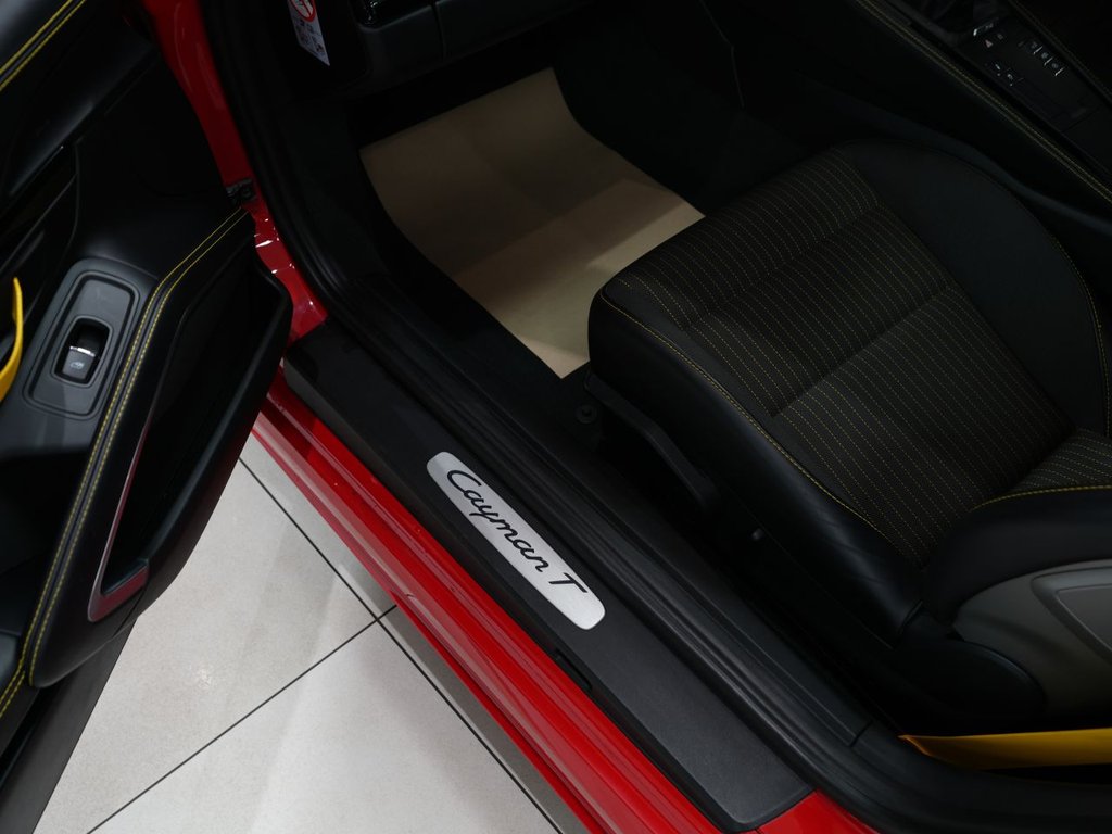 Used Porsche 718 Cayman 2019 for sale - 78008742: Photo 25