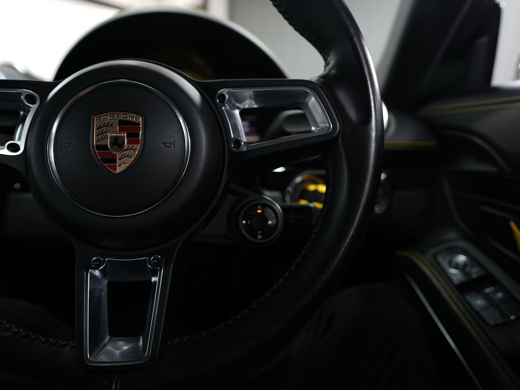 Used Porsche 718 Cayman 2019 for sale - 78008742: Photo 31