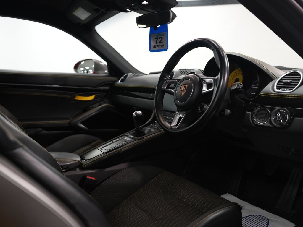 Used Porsche 718 Cayman 2019 for sale - 78008742: Photo 9