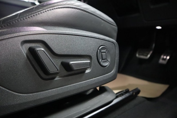 Used Audi RS Q3 2019 for sale - 75397603: Photo 19