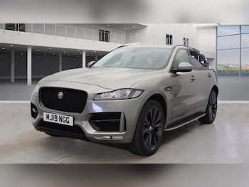Used Jaguar F-Pace 2019 for sale - 76106036: Photo 2