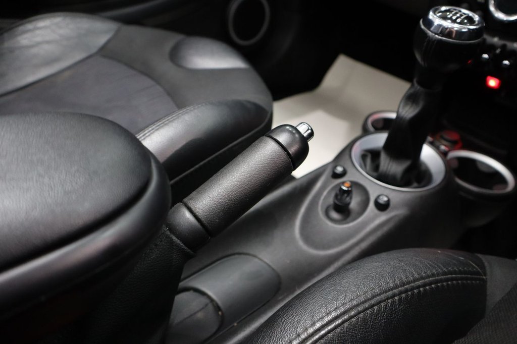 Used MINI Roadster 2012 for sale - 76966189: Photo 24