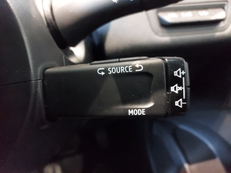 Used Renault Captur 2023 for sale - 77265579: Photo 16