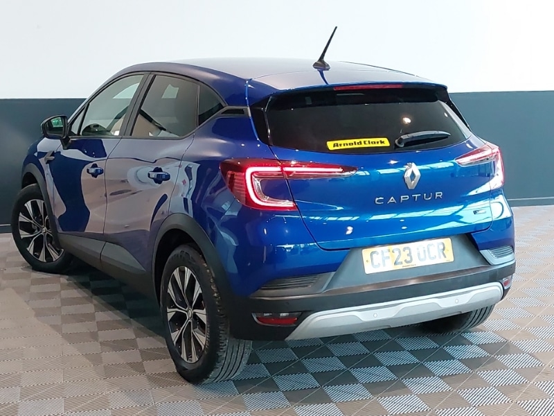 Used Renault Captur 2023 for sale - 77265579: Photo 3