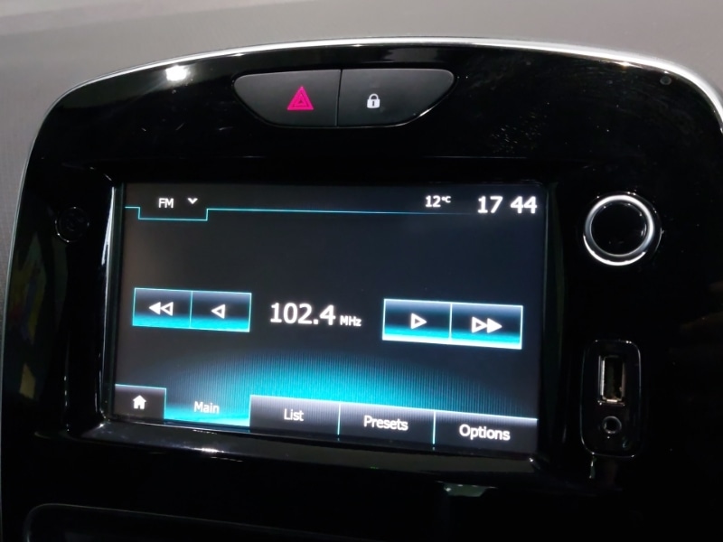 Used Renault Clio 2017 for sale - 78033200: Photo 10